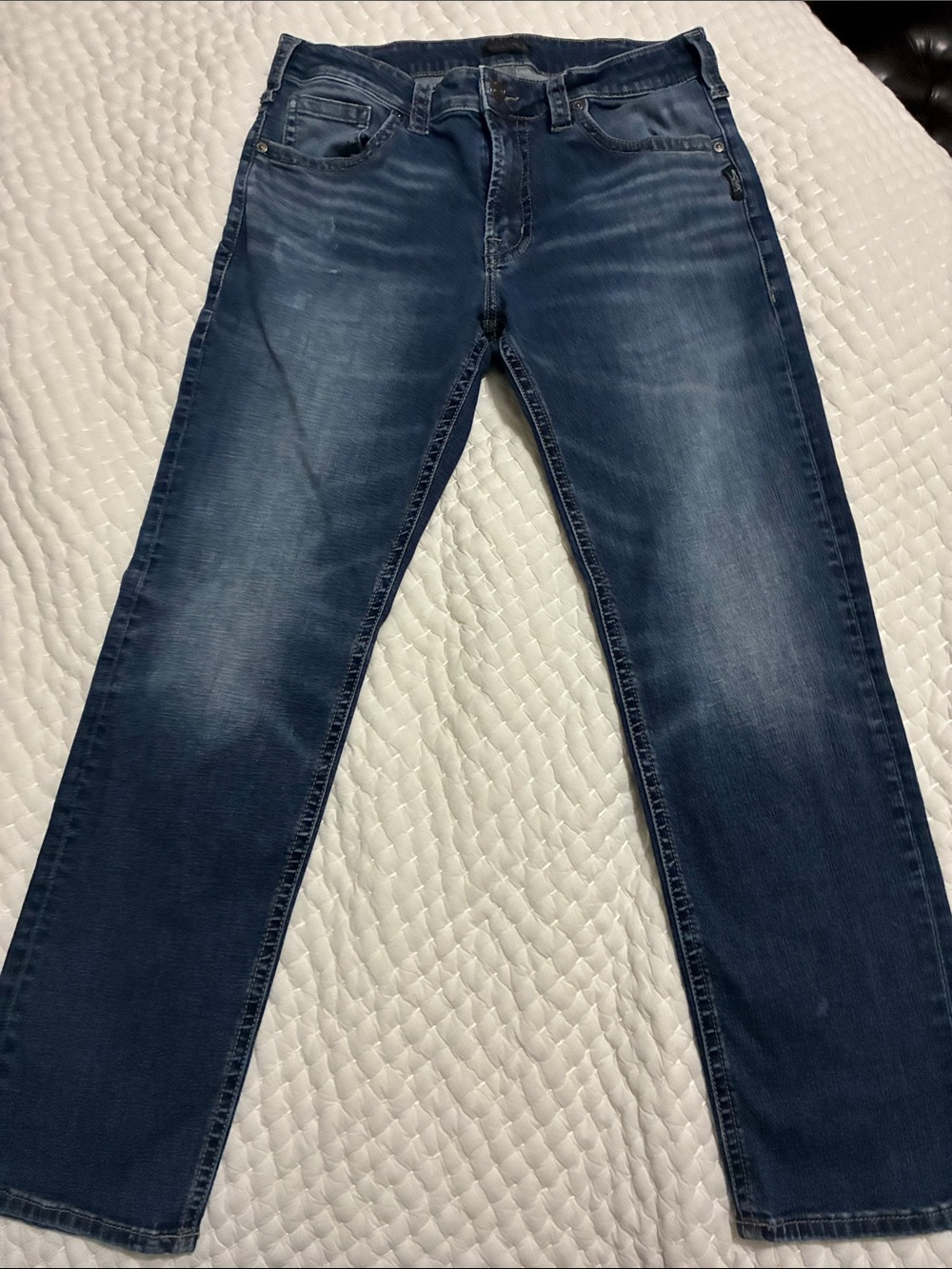 Silver Jeans Straight Fit Dark Blue Denim size 34x29